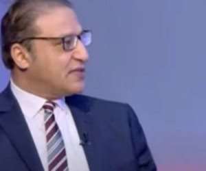 إسلام عفيفي: الحكومة المستقيلة لها إيجابيات وحياة كريمة نموذج مُلهم لأي دولة نامية