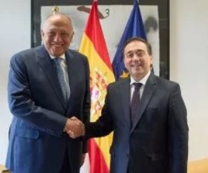 رئيس حكومة إسبانيا يشكر مصر على جهودها لتعزيز وقف إطلاق النار فى غزة