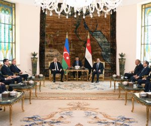 الرئيس السيسي: نسعى لتعزيز العلاقات الاقتصادية والتجارية مع أذربيجان
