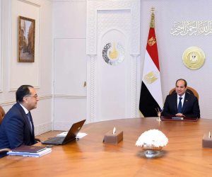 الرئيس السيسي يجتمع مع مصطفى مدبولي لبحث استعدادات الدولة لاستقبال عيد الأضحى المبارك