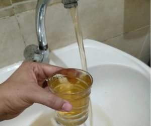 «عكارة المياه».. تهدد حياة أهالي القليوبية ومطالبات للمحافظ بالتدخل