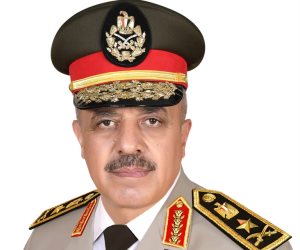 الفريق أحمد خليفة يتفقد الأكاديمية العسكرية للدراسات العليا والاستراتيجية