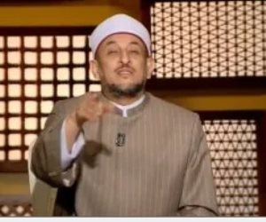 رمضان عبد المعز: "عشان تبقى حقانى مالكش دعوة بالناس واسعى لرضا ربنا"