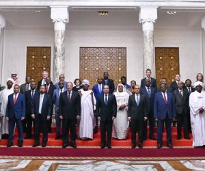 «معاً لوقف الحرب».. الرئيس السيسي يستقبل وفدًا سودانيًا من المشاركين بمؤتمر القوى السياسية والمدنية السودانية