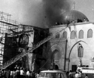 إسرائيل تعادي الأديان بعد حرائق المسجد الأقصى في سيتينات القرن الماضي.. تفرض ضرائب على الكنائس بالأراضي المقدسة وتهدد الوجود المسيحي