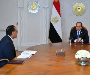 الرئيس السيسي يجتمع مع مدبولي لبحث ومتابعة عدد من ملفات العمل الحكومي