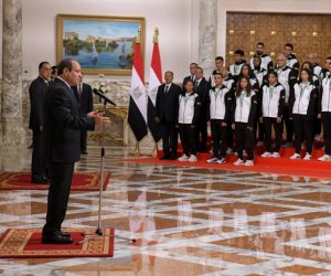 الرئيس السيسي يطالب لاعبى ولاعبات مصر بالمنافسة الشريفة وأخلاق الرياضة المحترمة