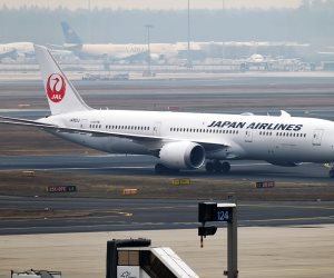 طوكيو: الخطوط الجوية تعلن عودة خدماتها الإلكترونية بالكامل بعد خمس ساعات من العطل
