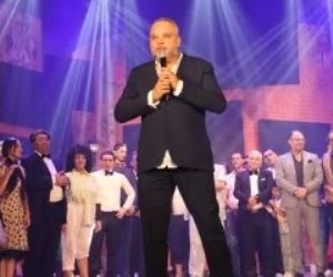 بعد نجاحها بالقاهرة وعدة محافظات.. عرض مسرحية 90/80 فى مهرجان العلمين 