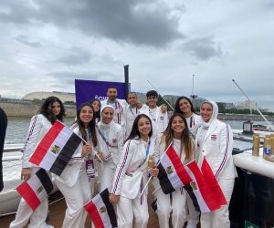 البعثة المصرية تصل فى المركب المخصص لها قبل انطلاق حفل افتتاح الأولمبياد (صور)