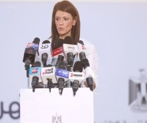 رانيا المشاط تجري جولة بمهرجان العلمين.. وتؤكد: كل فرصة عمل مباشرة بالسياحة تخلق 4 فرص غير مباشرة