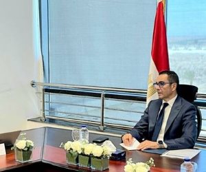 وزير الاستثمار يبحث مع مسؤولي «نيسان موتور إيجيبت» خطط الشركة بالسوق المصري