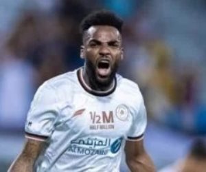 ناد إيرانى يزاحم الزمالك ويتفاوض مع الجابونى بوبيندزا .. واللاعب لم يحسم وجهته المقبلة 