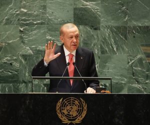 أردوغان: إسرائيل تدمر الوجود الفلسطينى وتخطط للبقاء فى غزة