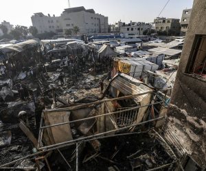 «الصحة الفلسطينية»: جيش الاحتلال يحتجز مئات المرضى والأطقم الطبية بمستشفى كمال عدوان