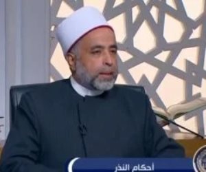 أمين الفتوى لقناة الناس: تركيب الرموش والشعر "الاكستنشن" للزوج فقط