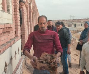 جثامين الموتى كشفت الحقيقة.. حكاية «مقابر الخانكة» وأكفان «الليف والكراتين»