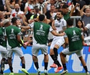 الأهلي يترقب ديربي الأمريكتين..  بوتافوجو ريجاتاس يواجه باتشوكا لتحديد خصم نصف النهائي