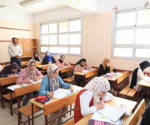 المدارس الثانوية تبدأ استلام استمارة التقدم لامتحانات الثانوية العامة وتشترط سداد المصروفات ورسوم الاختبارات وتأمين التابلت 