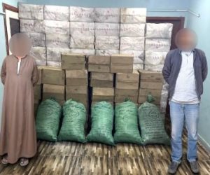 ضبط 26500 عبوة سجائر و5550 كيس تبغ مهربين جمركياً بحوزة شخصين فى الوادى الجديد