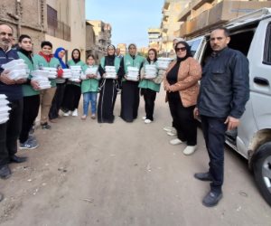 تحت مظلة التحالف الوطني.. "مؤسسة نبيل الكاتب تطلق حملة توزيع وجبات غذائية للأسر الأولي بالرعاية في البحيرة 