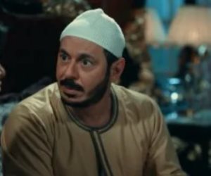 مسلسل حكيم باشا الحلقة 23.. يارا قاسم تنصح مصطفى شعبان بإبعاد غزل وابنها من القصر