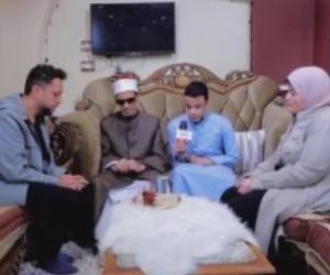 والدة محمد أحمد حسن: أكرمني الله بثلاثة من ذوي البصيرة ولا أتعامل معهم أنهم مكفوفين