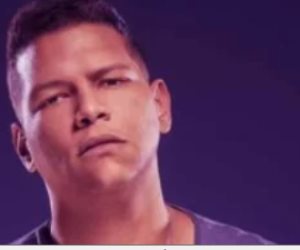 أحمد عبد الحميد يطالب متابعيه بالدعاء لابنته بعد إجرائها عملية جراحية