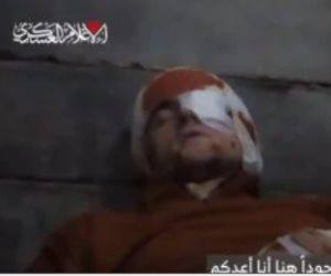 حماس تنشر فيديو لأسير إسرائيلى نجا من الموت مرتين بسبب غارات الاحتلال على غزة