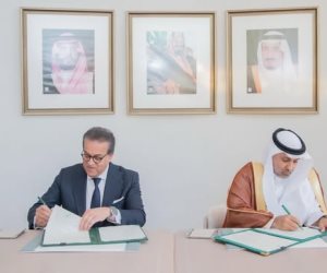 وزير الصحة يوقع مذكرة تفاهم مع نظيره السعودي للتعاون في عدد من المجالات الصحية الهامة لمواطني البلدين