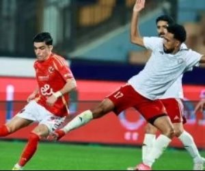 خماسية الأهلي وهدية فاركو.. صراع القمة يشتعل بين الأحمر والسماوي