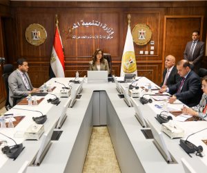 وزيرة التنمية المحلية تشدد على ترصد أي مخالفة بناء أو تعدٍ علي الأراضي الزراعية وتنفيذ الإزالات الفورية وزيرة التنمية المحلية تشدد على ترصد أي مخالفة بناء أو تعدٍ علي الأراضي الزراعية وتنفيذ الإزالات الفورية