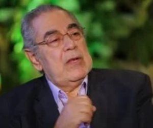 صبري عبد المنعم بعد تعرضه لوعكة صحية : حالتى مستقرة إلى حد ما وكل اللى يجيبه ربنا كويس