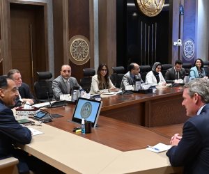 رئيس الوزراء يستقبل الرئيس التنفيذي لشركة "فيزا"