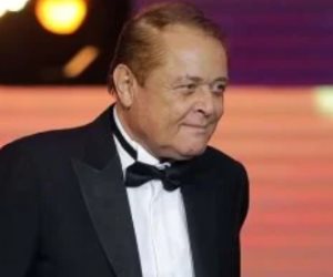 أسرة الفنان الراحل محمود عبد العزيز تعلن مقاضاة سيدة ادعت زواجه منها