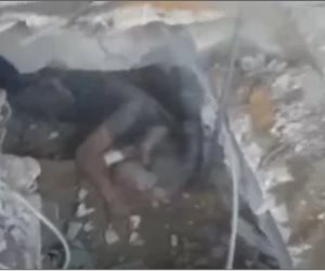 كاميرا القاهرة الإخبارية توثق دمار غزة بعد غارات على مطعم وسوق شعبى