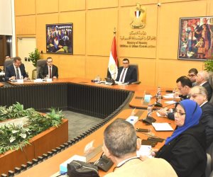 وزير الإسكان يلتقي مجلس إدارة غرفة صناعة التطوير العقارى باتحاد الصناعات المصرية