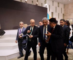 وزير السياحة والآثار يلتقى مع رؤساء مجالس إدارات وتحرير الصحف القومية والخاصة