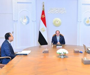 الرئيس السيسي يجتمع مع رئيس الحكومة ووزير الصحة ويستعرض المشروع القومي لبناء الإنسان