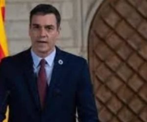 رئيس الوزراء الإسبانى يصل بغداد للحضور ضيفا على مؤتمر القمة العربية الـ34 رئيس الوزراء الإسبانى يصل بغداد للحضور ضيفا على مؤتمر القمة العربية الـ34