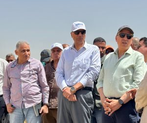 وزير الري يتفقد مشروعات الموارد المائية والري بمحافظة أسوان