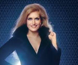 أغنية "سالمة يا سلامة" لحنها سيد درويش وأصبحت أشهر أغاني داليدا أغنية "سالمة يا سلامة" لحنها سيد درويش وأصبحت أشهر أغاني داليدا