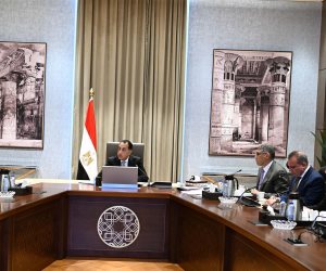 رئيس الوزراء يتابع الموقف التنفيذي لتطوير أرض مطار إمبابة ومنطقة عزيز عزت