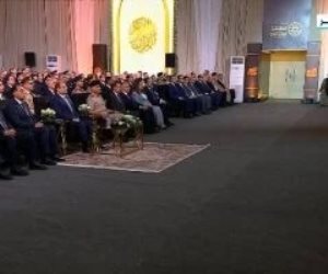 الرئيس السيسى يشهد فيلما تسجيليا عن جهود الدولة فى زيادة الرقعة الزراعية