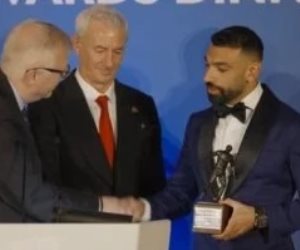 رئيس رابطة الكتاب : محمد صلاح يواصل كتابة التاريخ ونادرا ما نجد فائزا بهذه الشعبية رئيس رابطة الكتاب : محمد صلاح يواصل كتابة التاريخ ونادرا ما نجد فائزا بهذه الشعبية