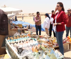 نائب محافظ الجيزة تتفقد التشغيل التجريبي لمنظومة التطوير بالمنطقة الأثرية لأهرامات الجيزة