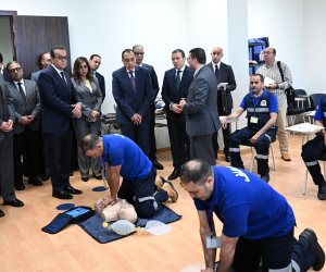 رئيس الوزراء يتفقد المركز القومي للتدريب بمقر هيئة الإسعاف المصرية رئيس الوزراء يتفقد المركز القومي للتدريب بمقر هيئة الإسعاف المصرية
