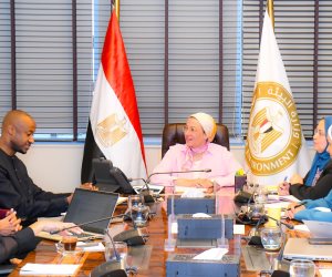وزيرة البيئة تلتقى منسق المبادرة الأفريقية للتكيف لبحث آليات تعزيز العمل لدفع ملف التكيف في القارة الأفريقية وزيرة البيئة تلتقى منسق المبادرة الأفريقية للتكيف لبحث آليات تعزيز العمل لدفع ملف التكيف في القارة الأفريقية