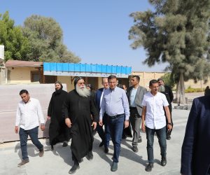 وزير الزراعة يتفقد المزارع والمشروعات الإنتاجية بدير مارمينا بالإسكندرية وزير الزراعة يتفقد المزارع والمشروعات الإنتاجية بدير مارمينا بالإسكندرية