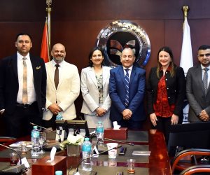 رئيس هيئة الاستثمار يلتقي وفد بورنا الكندية لإنشاء مصنع لتقنيات ومنتجات فصل الغاز الطبيعي والتقاط الكربون رئيس هيئة الاستثمار يلتقي وفد بورنا الكندية لإنشاء مصنع لتقنيات ومنتجات فصل الغاز الطبيعي والتقاط الكربون